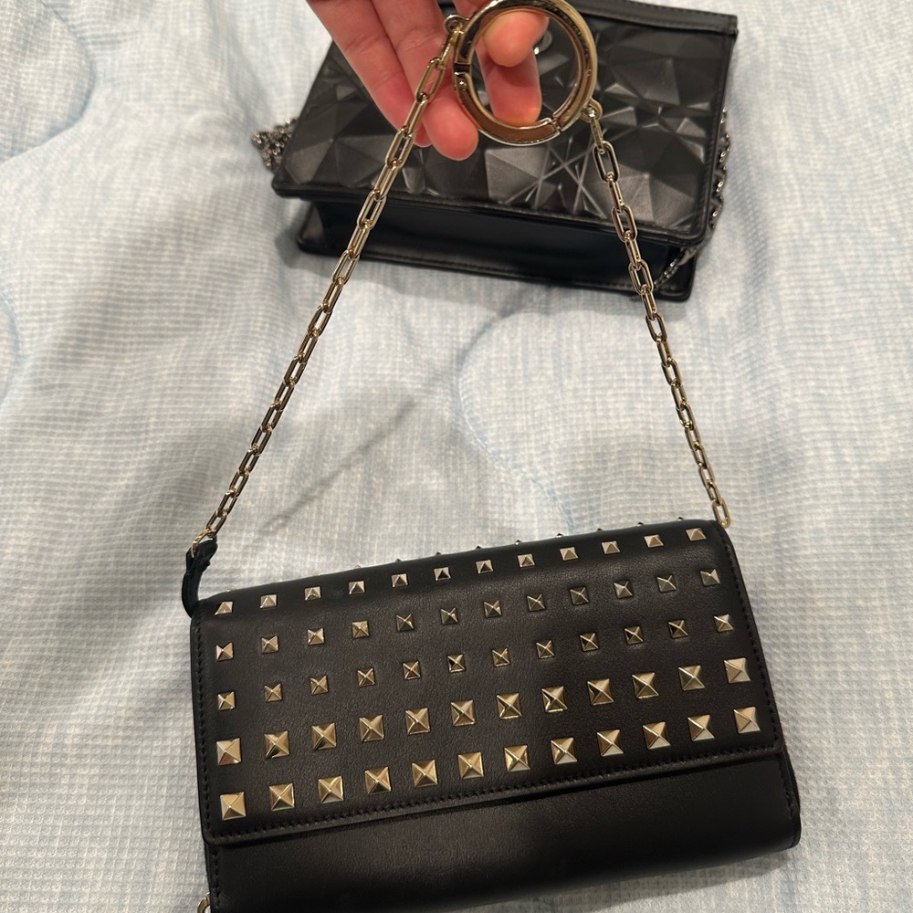 VALENTINO - Picture 3 of 6